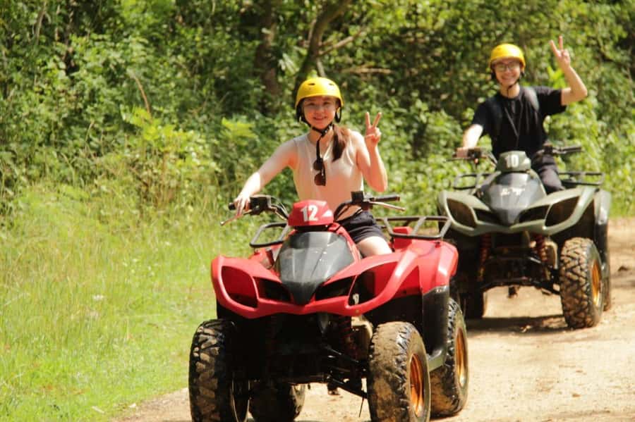 Rock Mud Fun ATV Quadbike Uluwatu - A coconut break before the final stretch