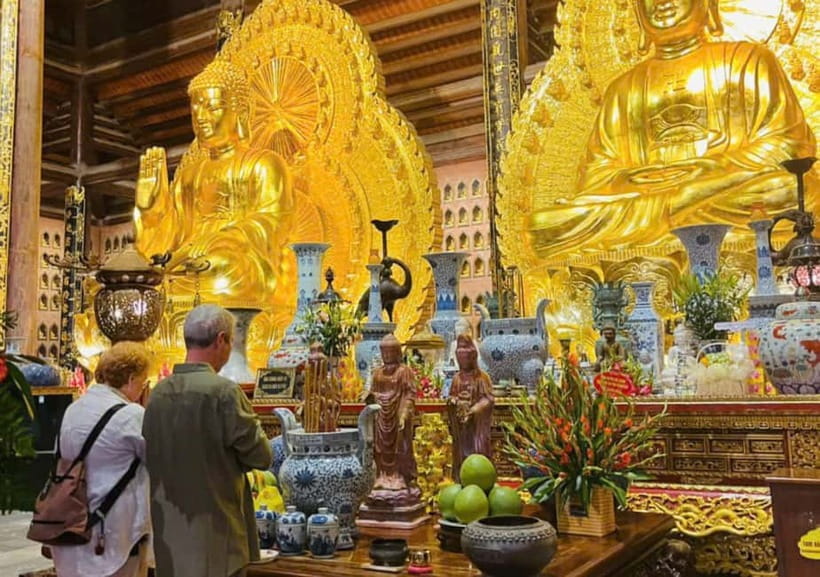 Sacred Nights at Bai Dinh Pagoda: A Spiritual Escape - Why Bai Dinh is better after sunset