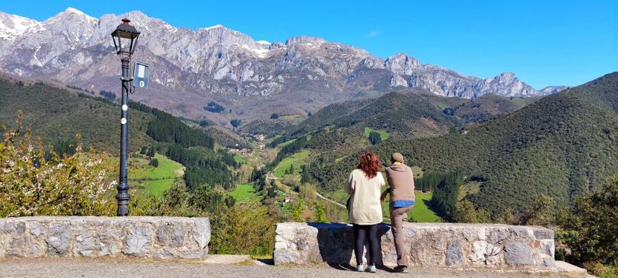 Santander: Picos, Santo Toribio Monastery and Potes Day Tour - Potes, the most enjoyable town stop