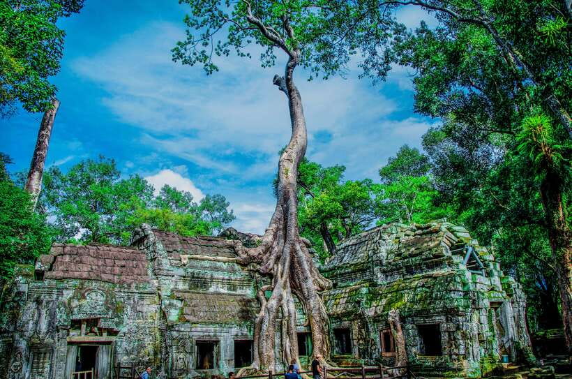 Seat-In-Coach: Small Circuit tour with Sunrise at Angkor Wat - Key points at a glance