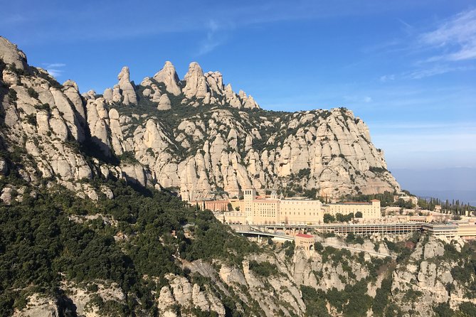 Semi-Private Montserrat Monastery & Hiking Experience - Free time for cheese, coffee, and a quieter look around