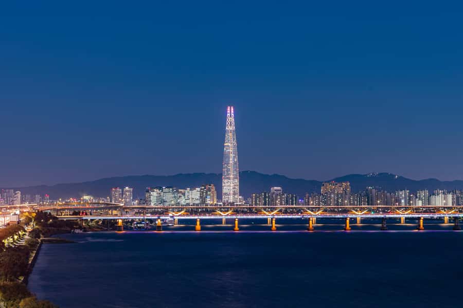 Seoul: Night Bongeunsa Temple Guided Tour - Meeting point and transport: read the details carefully