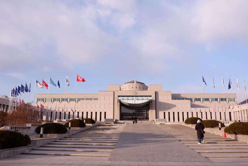 Seoul: War Memorial, Jogyesa Temple & Tapgol Park Tour - Key points at a glance