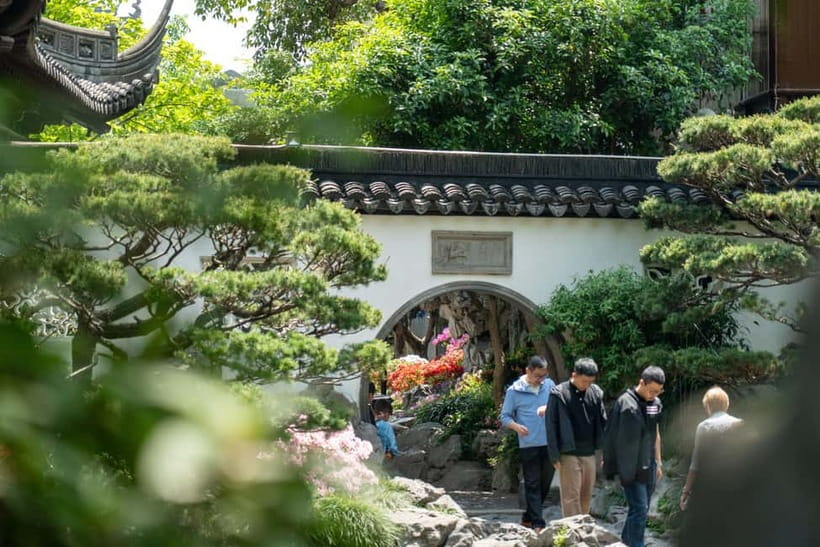 Shanghai: Yuyuan, City God Temple Old City Tour-Tip Based - Who should book this walk