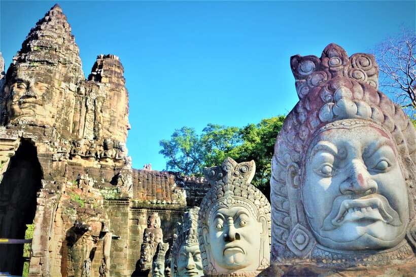 Siem Reap: 2-Day Temple Highlights Sunrise and Sunset Option - Angkor Thom and the many faces of Bayon