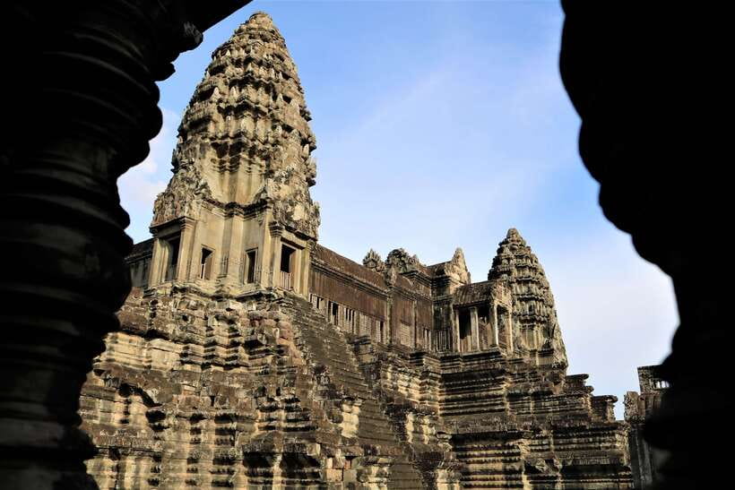 Siem Reap: 2-Day Temple Highlights Sunrise and Sunset Option - What the guides and drivers add
