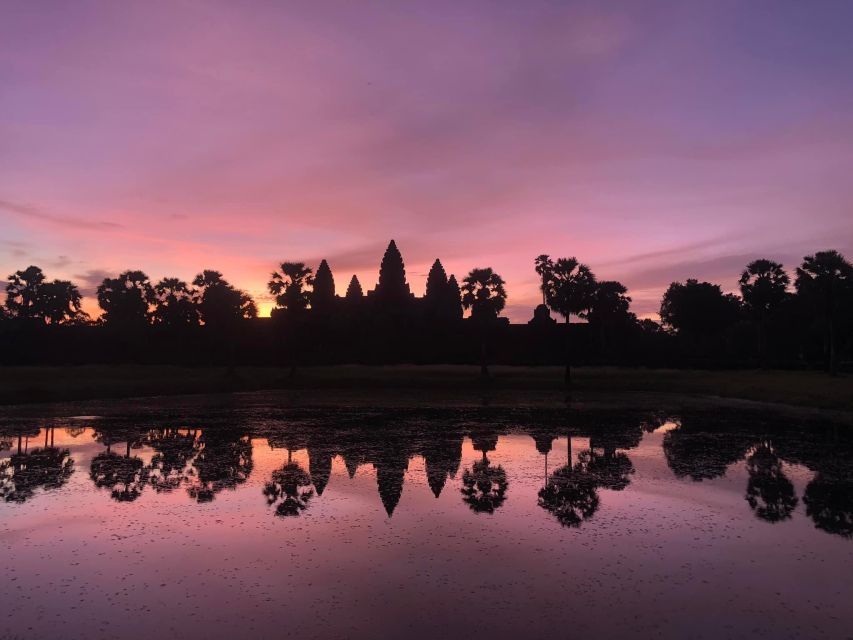 Siem Reap: 2-Days Angkor Wat with Sunrise Small-Group Tour - Guides, transport, and the small comforts
