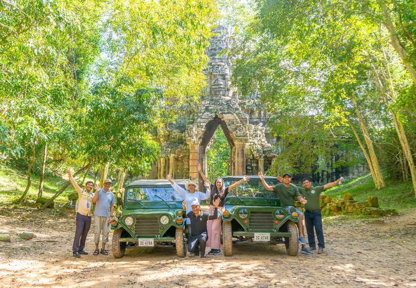 Siem Reap: Angkor Sunrise Jeep Tour / SUV Car Available - What the $80 price really covers