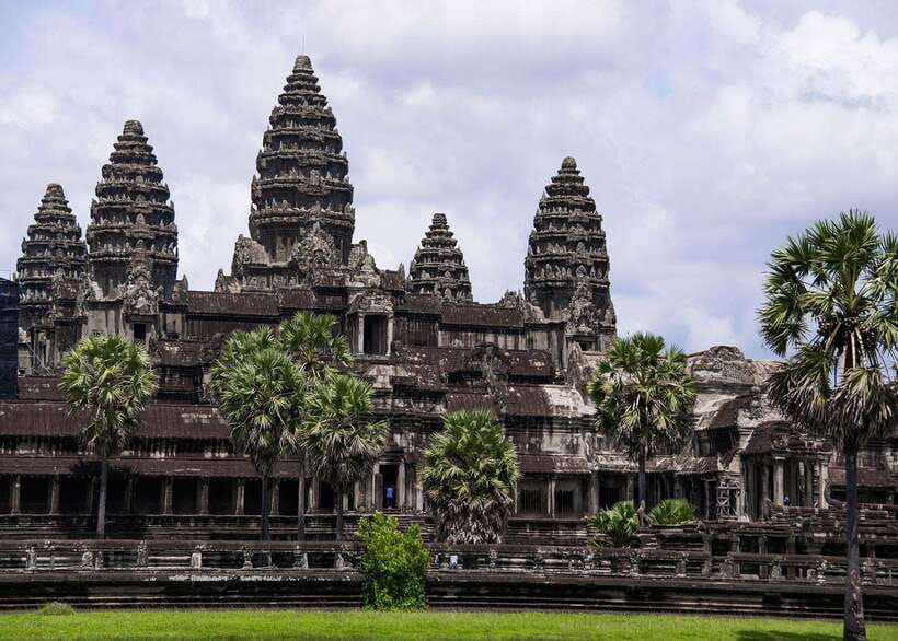 Siem Reap: Angkor Wat Admission Ticket - Is an English guide worth adding?