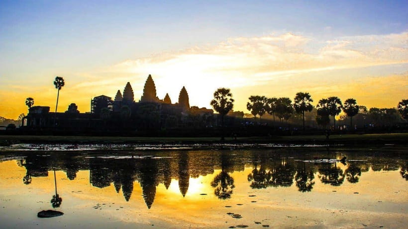 Siem Reap: Angkor Wat, Bayon & Ta Prohm Guided Tour - What to bring and what to wear