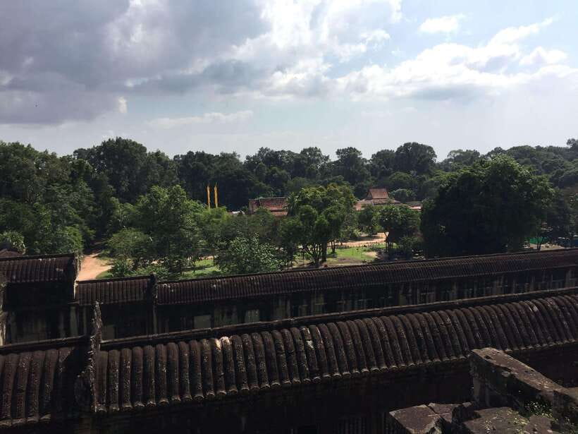 Siem Reap: Angkor Wat Half-Day Trip with Local Guide - Four hours at Angkor Wat: enough or not?