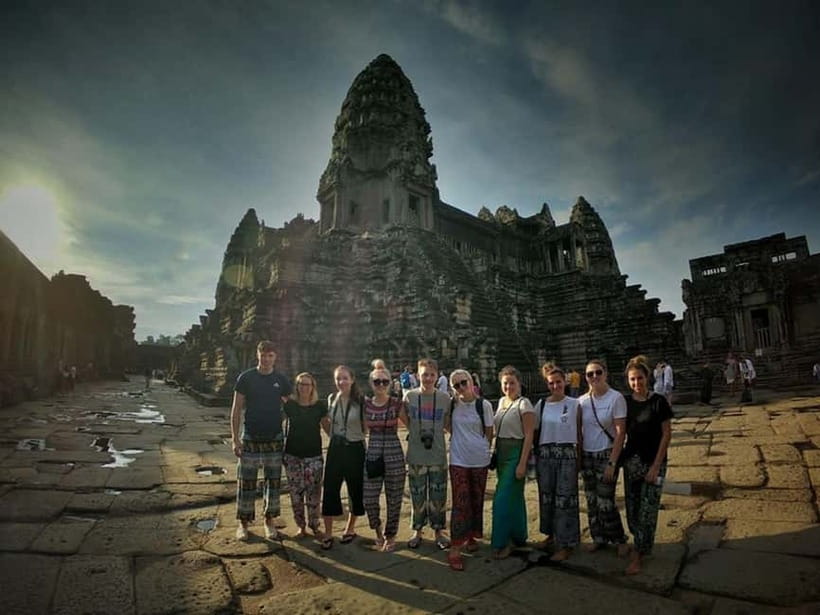 Siem Reap: Angkor Wat Private Tour with Sunrise - Private transport keeps the day simple