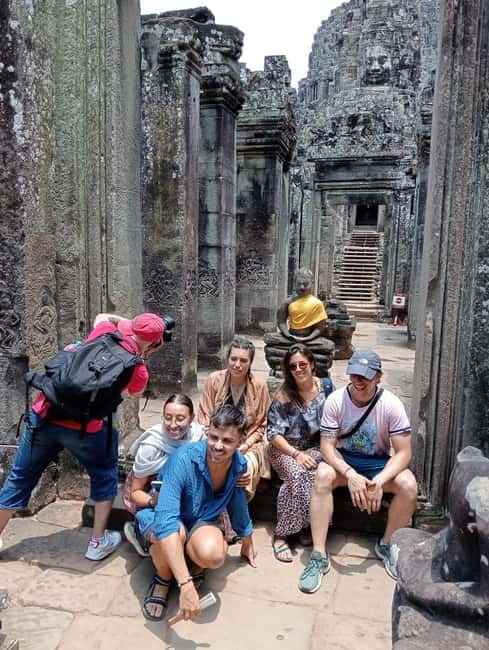 Siem Reap: Angkor Wat Small-Group Day Tour - Transport, water, and the small comforts