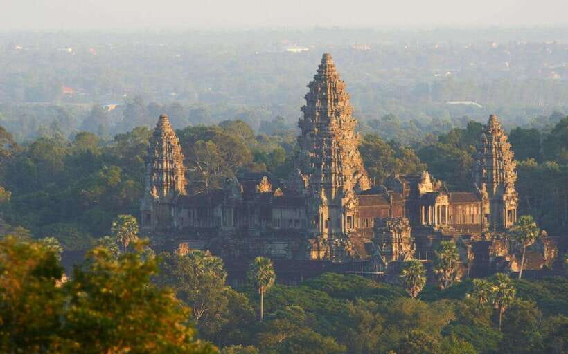 Siem Reap: Angkor Wat Small-Group Full Day Tour and Sunset - A long day built around Angkor’s greatest sights