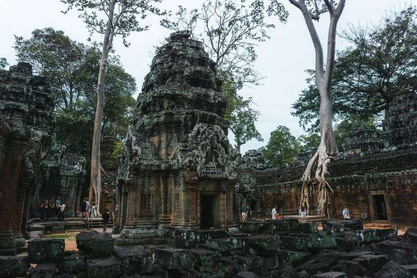 Siem Reap: Angkor Wat Small-Group Full Day Tour and Sunset - What the $32 price really covers