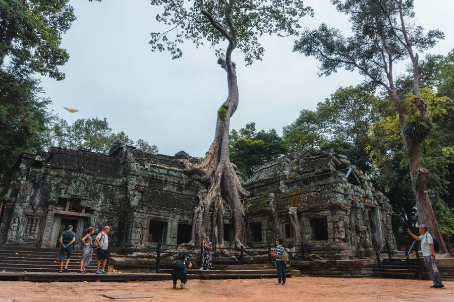 Siem Reap: Angkor Wat Small-Group Full Day Tour and Sunset - Who should book this Angkor tour?