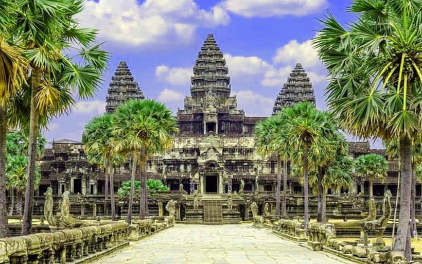 Siem Reap: Angkor Wat: Small-Group Sunrise or Sunset Tour - What the $15 price really covers