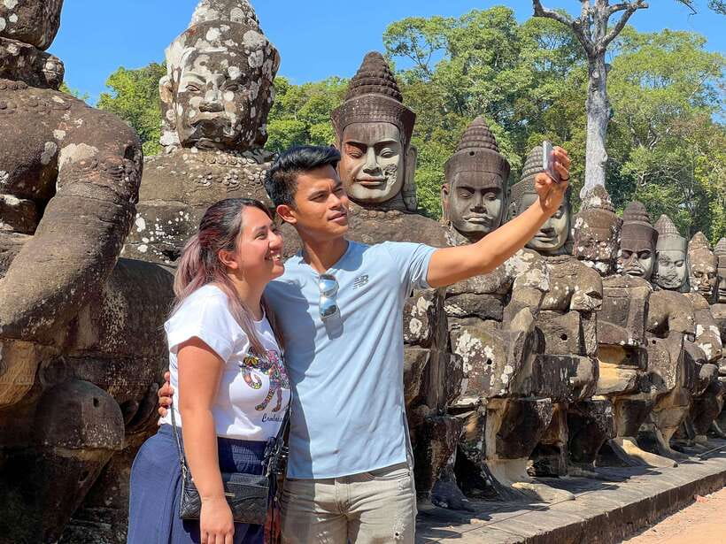 Siem Reap: Angkor Wat Small-Group Sunrise Tour & Breakfast - Key points to know before booking