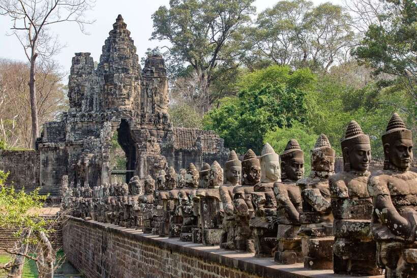 Siem Reap: Angkor Wat Sunrise Bike Tour & Jungle Breakfast - Who should book this Angkor bike tour?