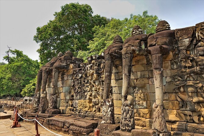 Siem Reap: Angkor Wat Sunrise Bike Tour & Jungle Breakfast - How hard is the 22 to 25 kilometer ride?