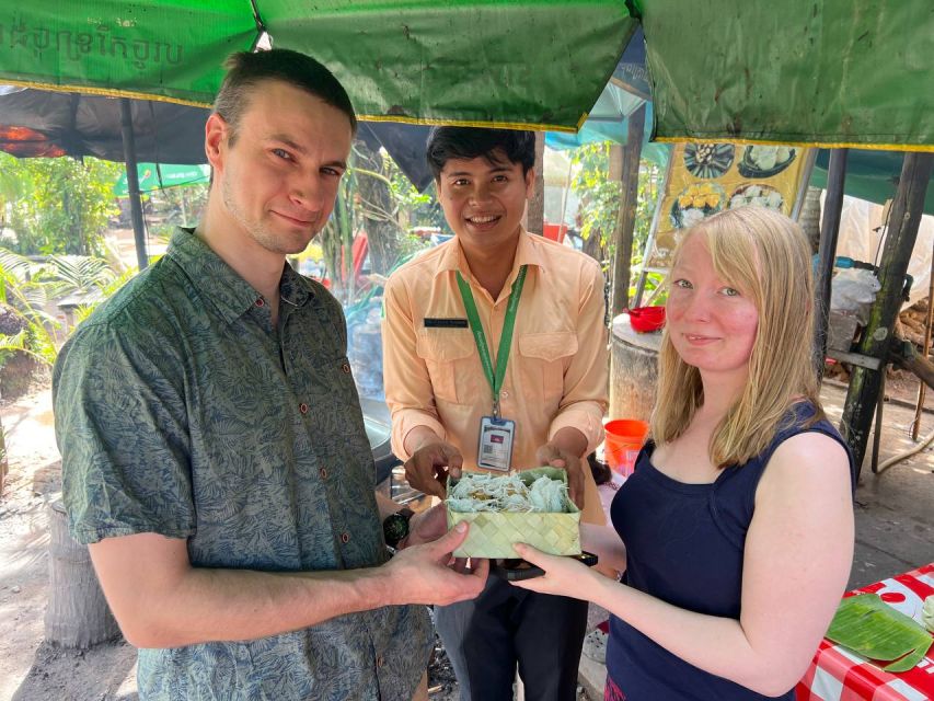 Siem Reap: Angkor Wat Sunrise Small Group tour and Breakfast - The guide and driver make the long day easier