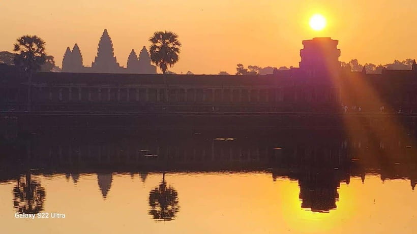 Siem Reap: Angkor Wat Sunrise Tour with Spanish Guide - Baphuon and Bayon, the morning’s strongest finish