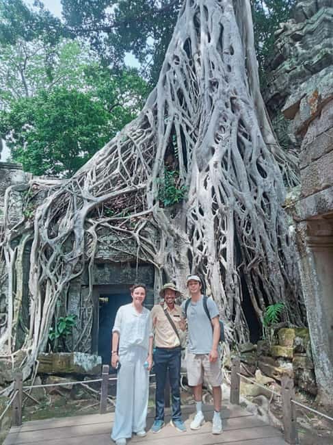 Siem Reap: Angkor Wat Tour with French-Speaking Guide - Angkor Wat deserves the final two hours