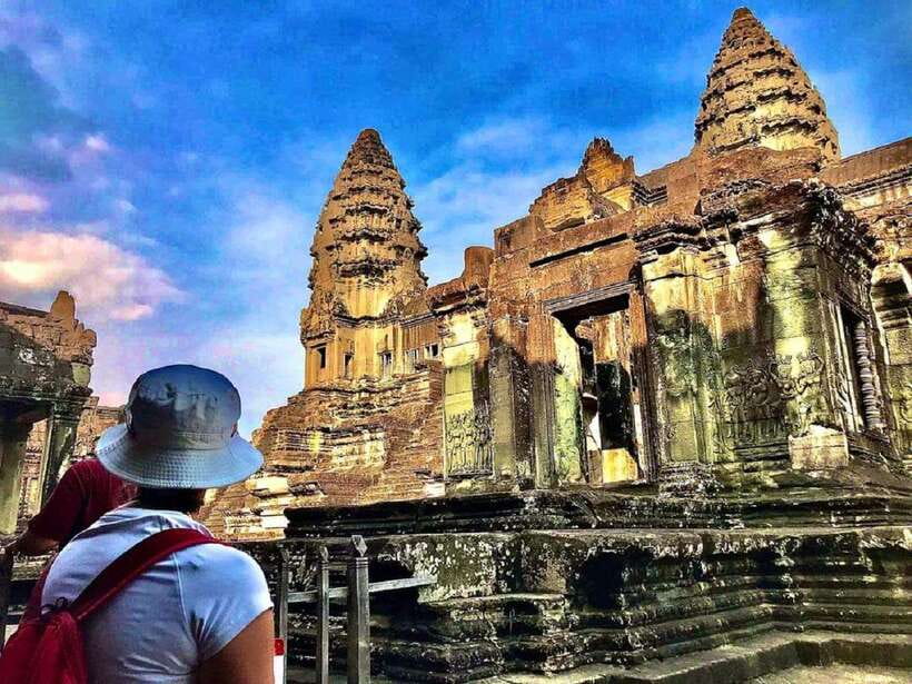 Siem Reap: Full Day Angkor Wat Temple Tour with Sunset - Ta Prohm and the jungle path