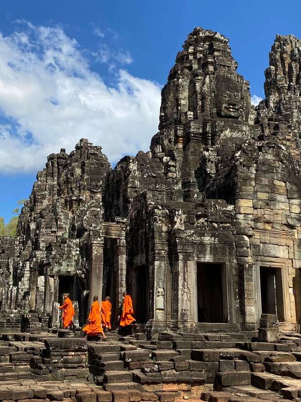 Siem Reap: Personalized Angkor Wat Sunrise/Set by TukTuk/Car - Dress, walking, and the small practical warnings