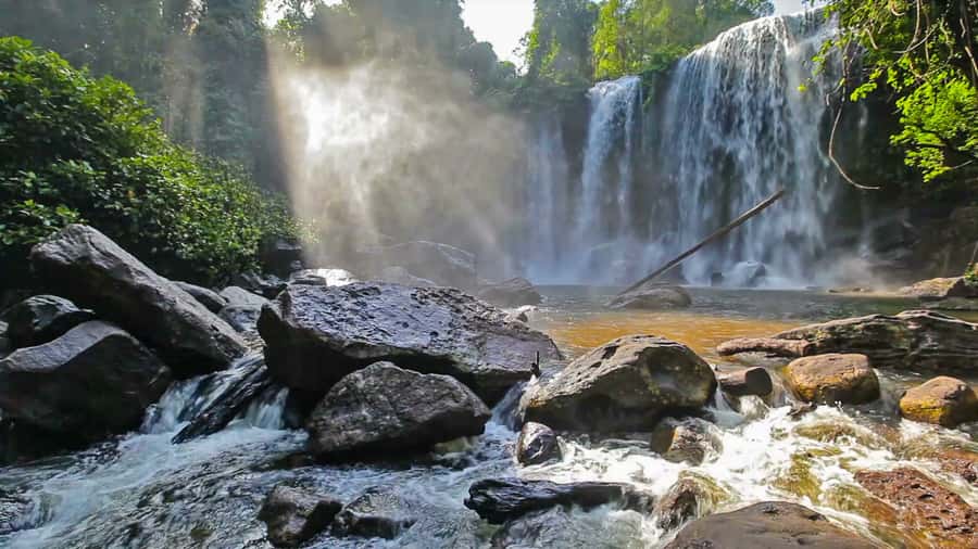 Siem Reap: Private 4-Day Angkor Wat and Phnom Kulen Tour - Key points at a glance