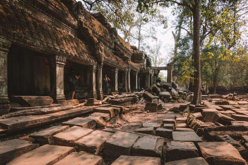 Siem Reap Sunrise Angkor Wat Temple Tour - Buying the Angkor Archaeological Park pass