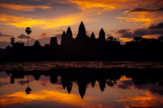 Siem Reap Tour: Angkor Wat Sunrise, Bayon, Ta Prohm, Banteay Srei - Transport, heat, clothing, and stamina