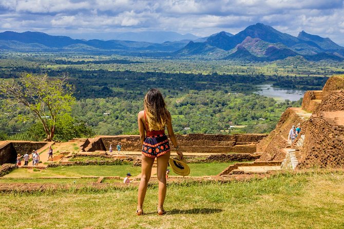 Sigiriya Rock and Dambulla Cave All Inclusive Private Day Trip - Lunch, local stops, and the middle of the day