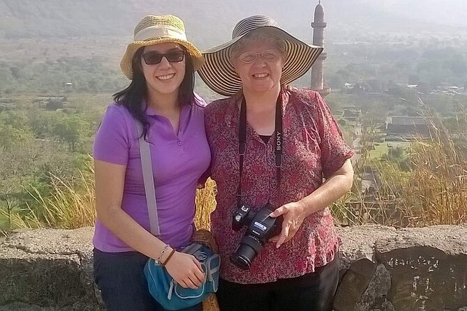 Skip-the-Line: All-Inclusive 2-Day Ajanta and Ellora Private Tour - Day one: Ajanta’s paintings, shrines, and rock-cut halls