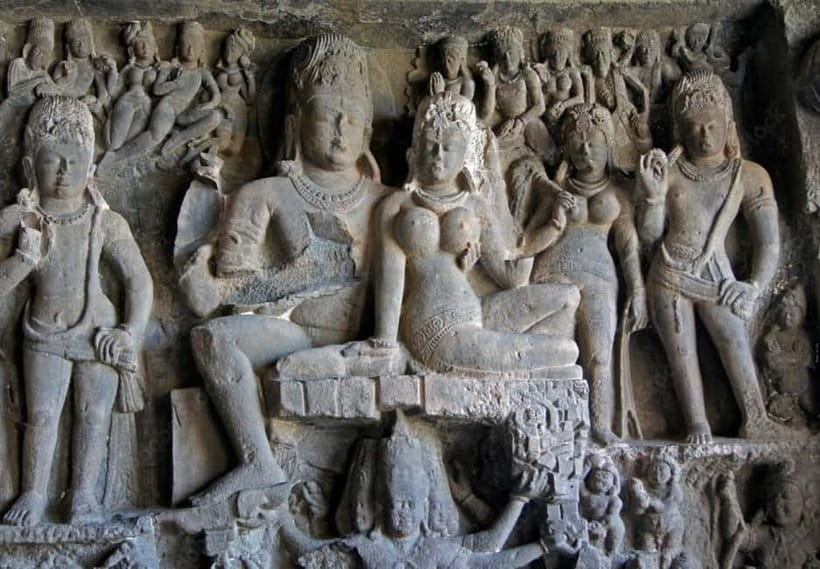 Skip-the-queue private Ajanta & Ellora 2-Day Tour ticket inc - What the private car changes
