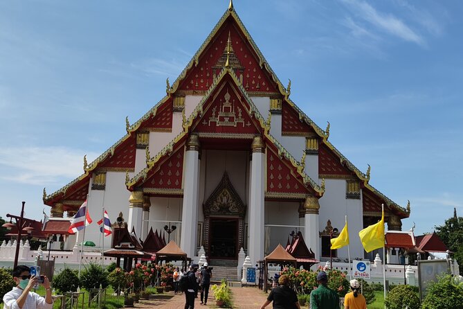 Small Group Tour to Ayutthaya Temples from Bangkok with Lunch - Wat Chaiwatthanaram beside the river