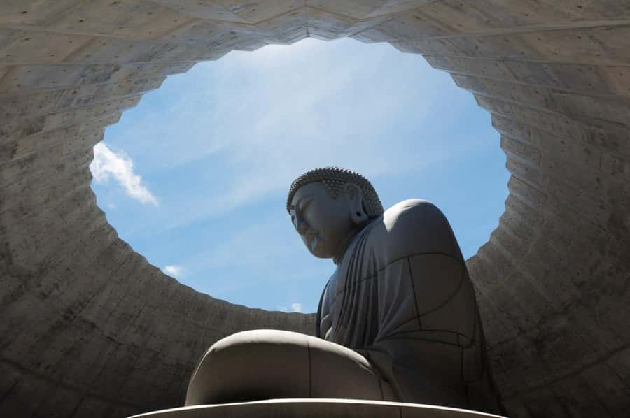 Sopporo: Hokkaido Shrine and Atama Daibutsu Full-Day Tour - Atama Daibutsu and Tadao Ando’s calm geometry