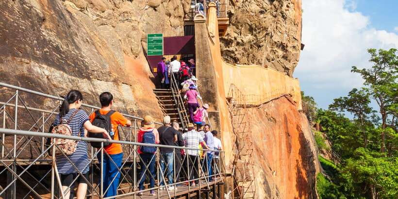 Sri Lanka Bentota: Day Trip to Sigiriya and Dambulla Temple - Sigiriya’s two-hour climb and palace ruins