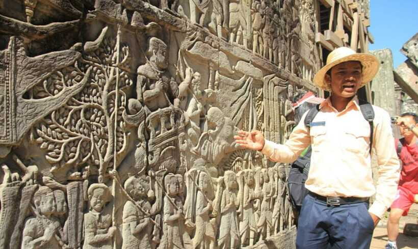 Sunrise at Angkor Wat and Small Tour with Tours Guide - What the $6 price really covers