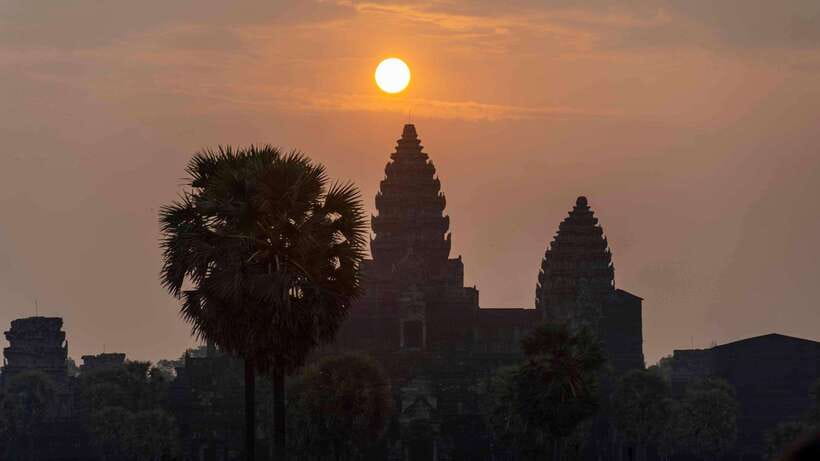 Sunrise at Angkor Wat Temple: 3-Hour Private Tour - Why sunrise at Angkor Wat is worth the early alarm