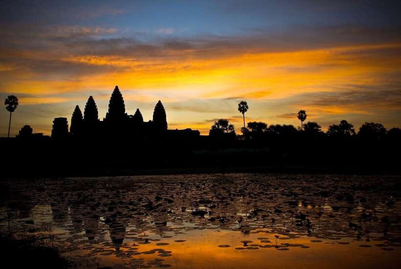 Sunrise at Angkor Wat Temple: 3-Hour Private Tour - The guide can shape the whole morning