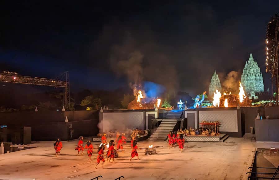 Sunset at Prambanan & Including Ticket Ramayana Ballet Show - Leaving Yogyakarta for Prambanan