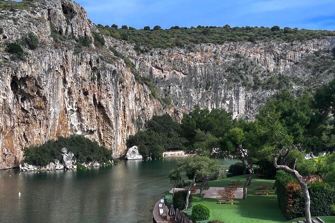 Sunset Private Tour to Poseidon Temple & Vouliagmeni Thermal Lake - Who should book this Athens coast outing?