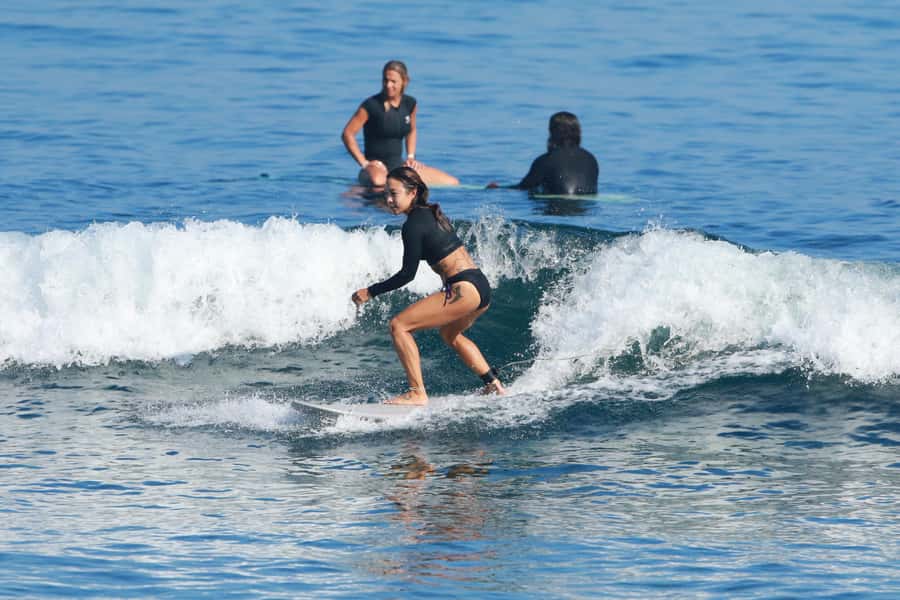 Surf Lessons in Uluwatu for All Levels - Key points at a glance
