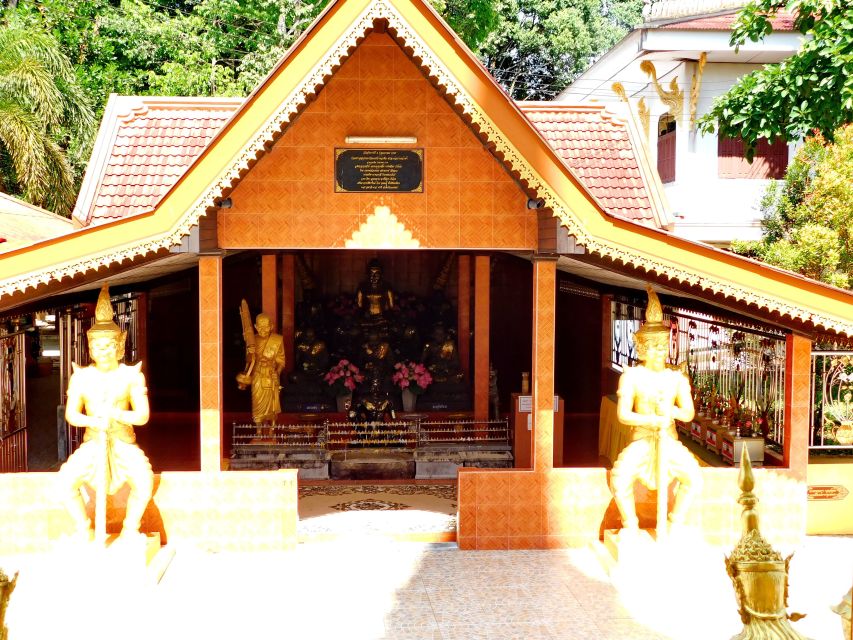 Takua Pa: Food Market, Tsunami Museum, Temple, & Old Town - Who should book this tour?