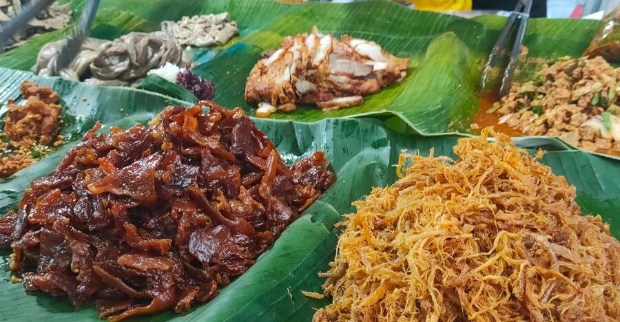 Takua Pa: Food Market, Tsunami Museum, Temple, & Old Town - Kong Kha Temple brings a modern touch to Thai worship