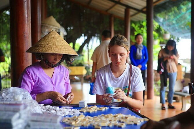Tay Ninh – Cao Dai & Ba Den Mountain + Optional Cu Chi Tunnels - What the guides add to the day
