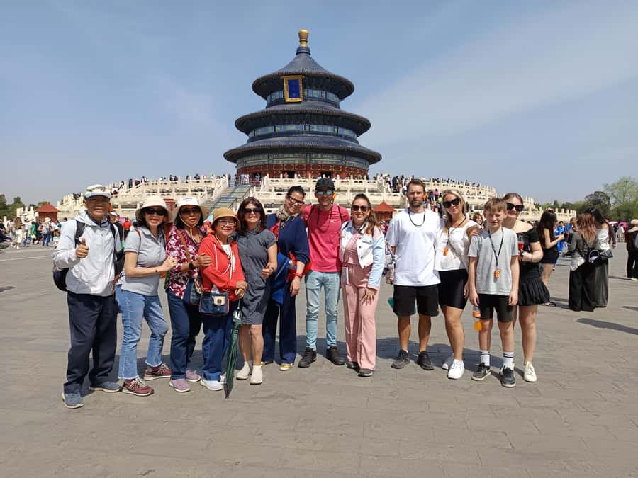 Temple Heaven, Summer Palace, Lama Temple, Hutong Bus Tour - Guides, group rhythm, and English explanations