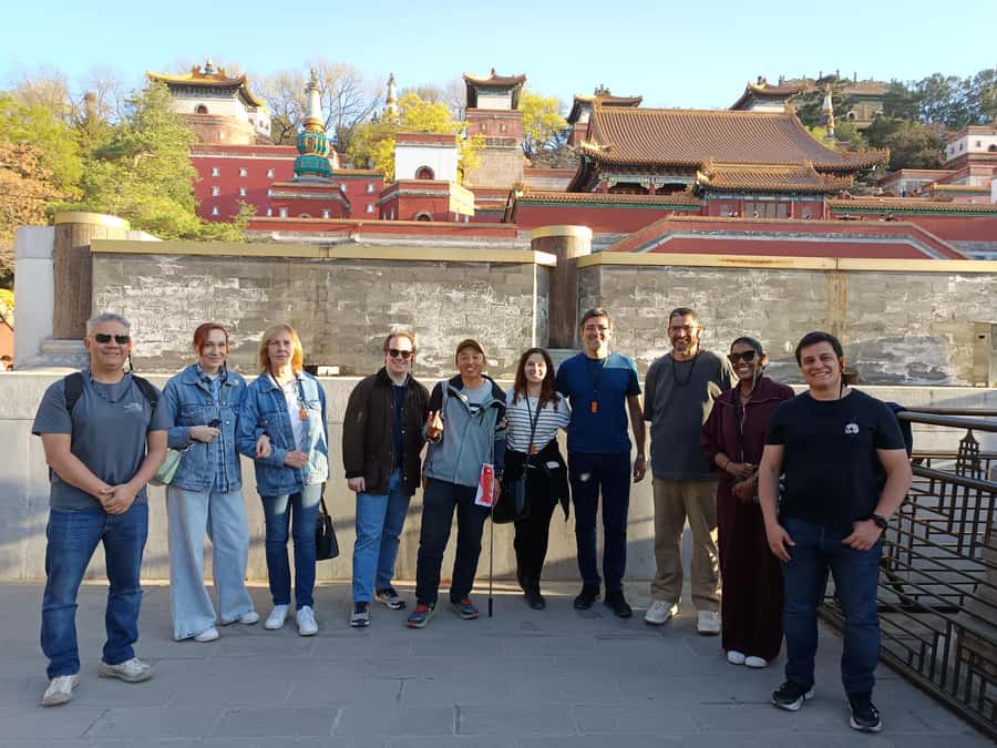 Temple Heaven, Summer Palace, Lama Temple, Hutong Bus Tour - Walking, weather, and physical demands