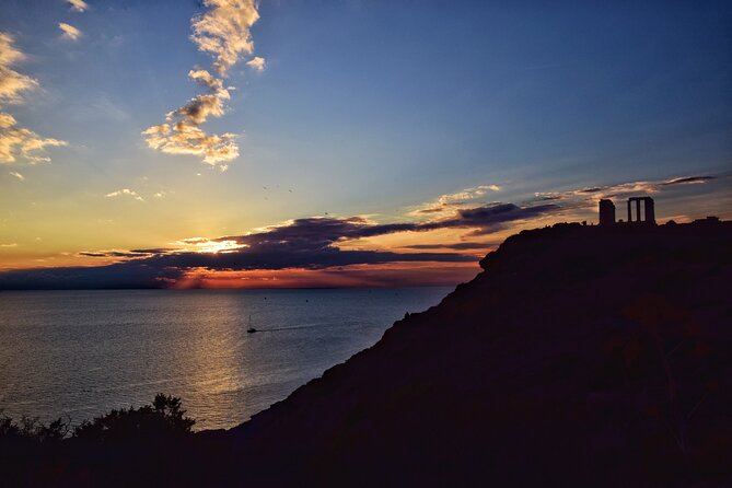 Temple Of Poseidon - Sunset Small Group Tour - Small Group Size and the Driver Experience